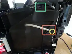 Jura Impressa E4 - E8 (neue Modelle) Brühgruppe ausbauen